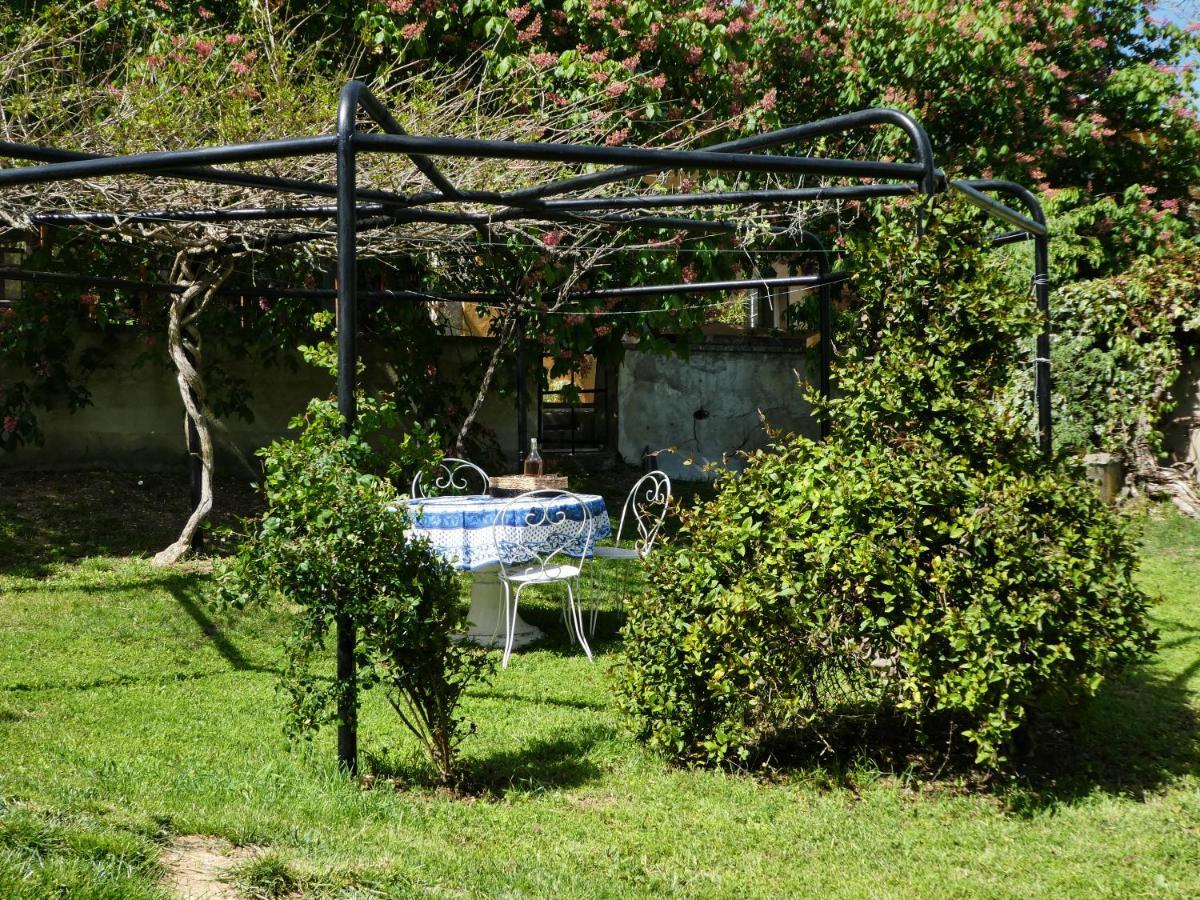L'Auguste Maison D'Hotes Valensole Eksteriør billede