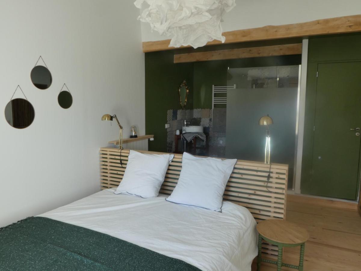L'Auguste Maison D'Hotes Valensole Eksteriør billede