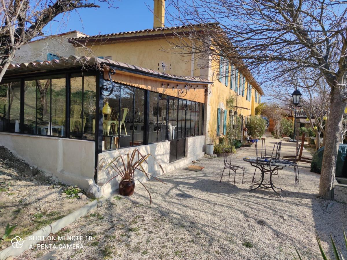 L'Auguste Maison D'Hotes Valensole Eksteriør billede